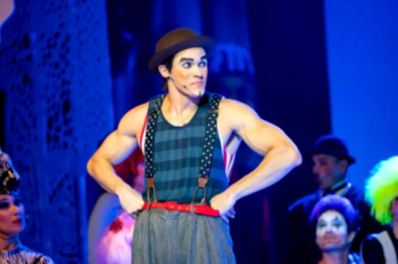 Musical 'Adorável Trapalhão' emociona com homenagem a Renato Aragão e Os Trapalhões