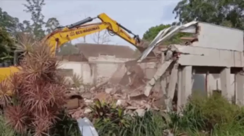 Muçum inicia demolição de casas em áreas de risco após enchentes no Vale do Taquari