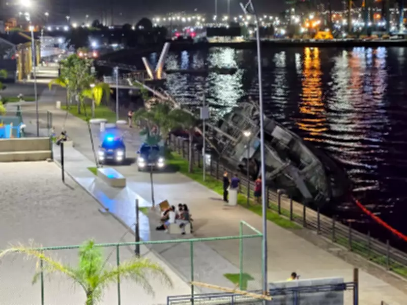 Navio histórico Professor W. Besnard será rebocado após afundamento parcial no Porto de Santos