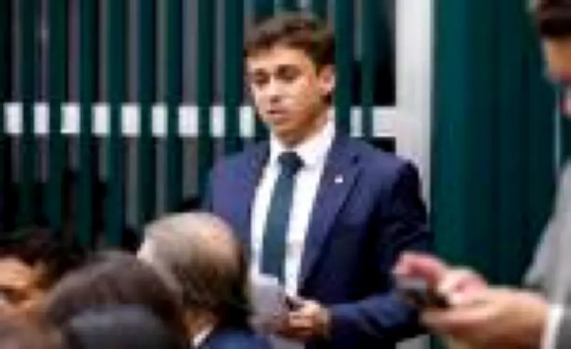 Nikolas Ferreira condenado a indenizar Thais Carla por gordofobia em redes sociais