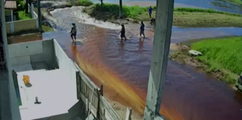 Nível da Lagoa de Carapebus sobe e causa alagamentos no Norte Fluminense