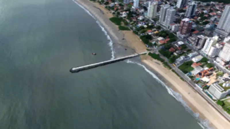Obra de alargamento da Praia Central de Balneário Piçarras é estendida em 430 metros