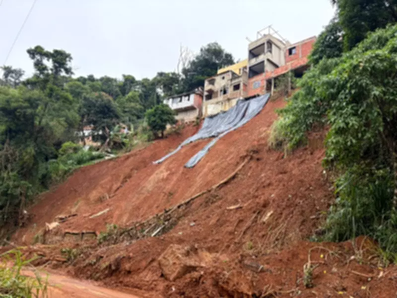 Oito casas serão demolidas em Juiz de Fora após deslizamento causado por fortes chuvas