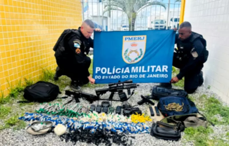 Operação policial apreende arsenal e drogas após confronto em comunidade de Macaé