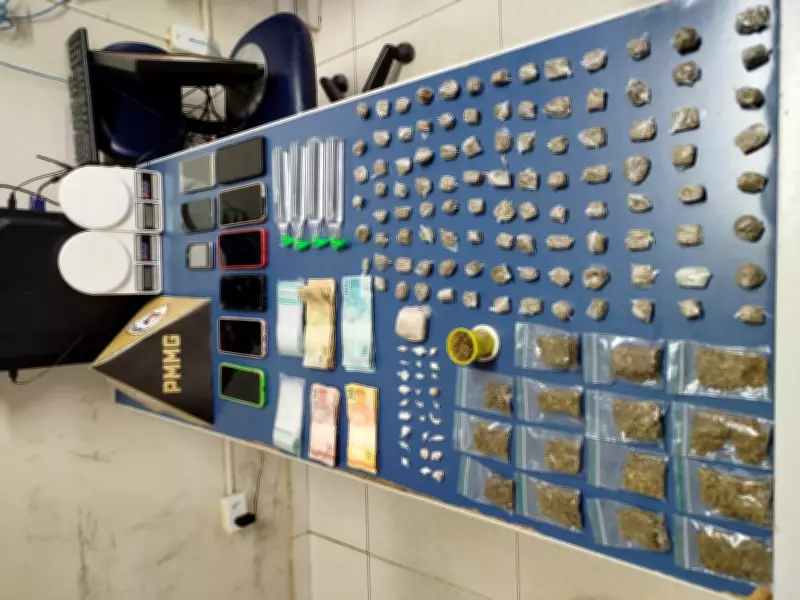 Operação policial apreende drogas, armas e celulares em Janaúba, MG