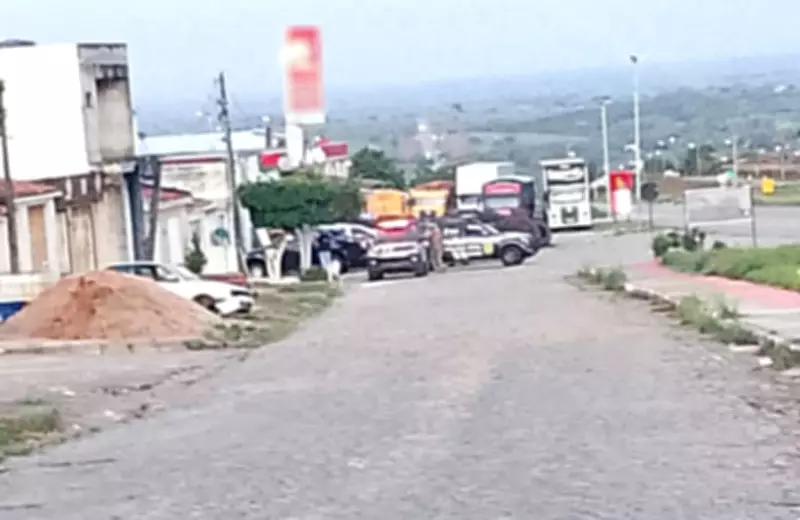 Operação policial em Frei Paulo (SE) resulta em morte após troca de tiros