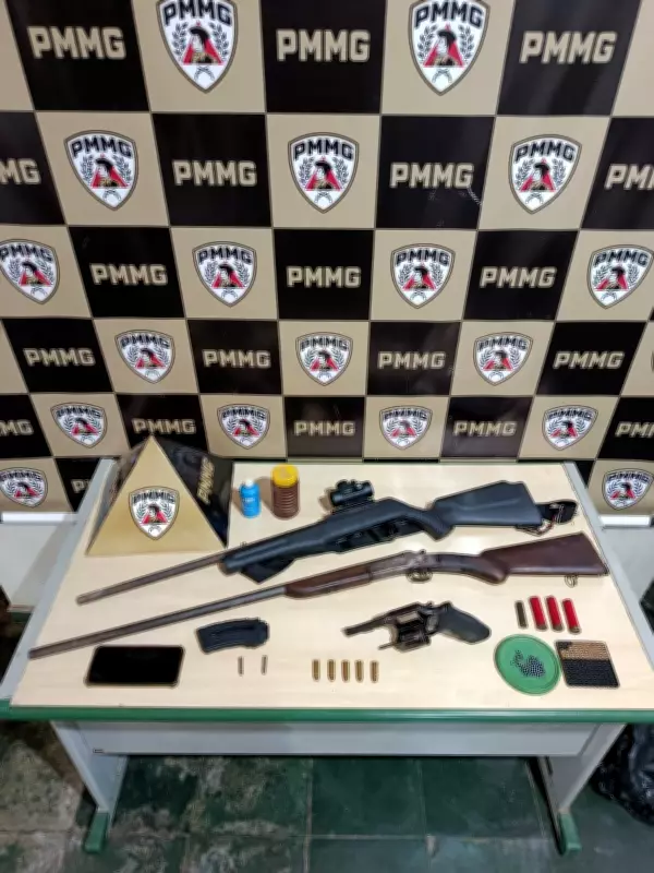 Operação Saturação prende cinco e apreende drogas e armas em Três Marias