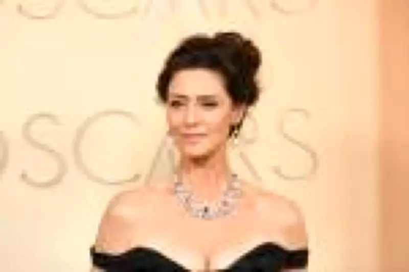 Oscar 2026: Análise dos looks no tapete vermelho com especialistas em moda