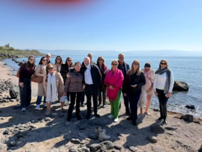 Padre brasileiro e peregrinos deixam Israel após bombardeios e cruzam fronteira para o Egito