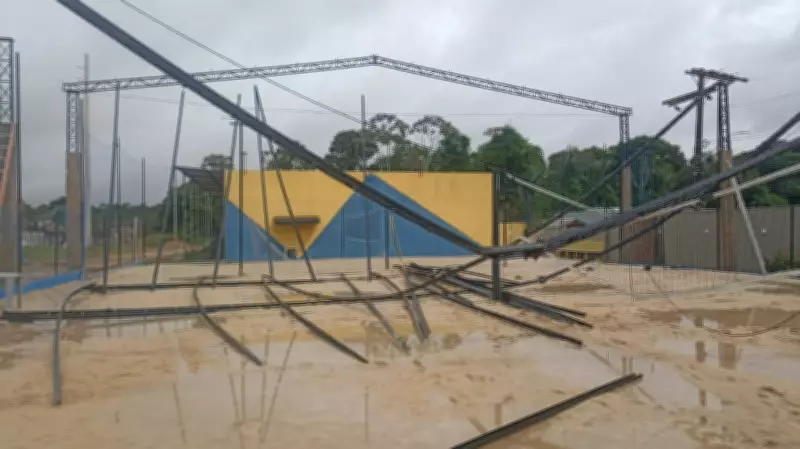 Pai e filho caem de 8 metros após desabamento de obra em Macapá