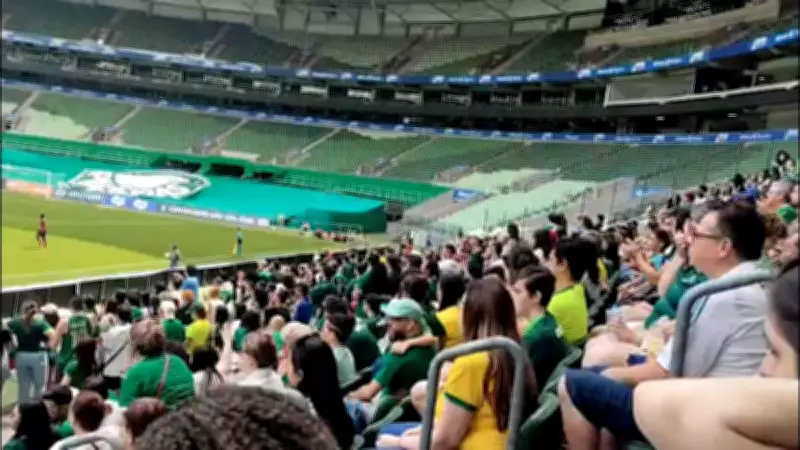 Palmeiras e Vitória registram público de 4.244 torcedores no Brasileirão Feminino 2026