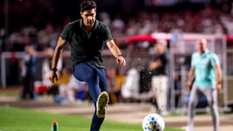 Palmeiras vence clássico contra São Paulo no Morumbi com gol de Jhon Arias e polêmica arbitral