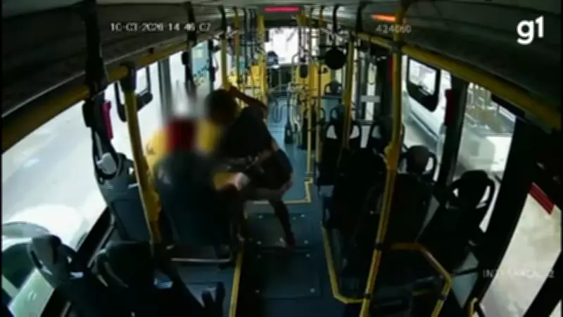 Passageira é esfaqueada durante assalto em ônibus da linha 026 em Manaus