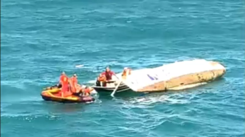 Pescadores são resgatados com segurança após naufrágio em Maceió