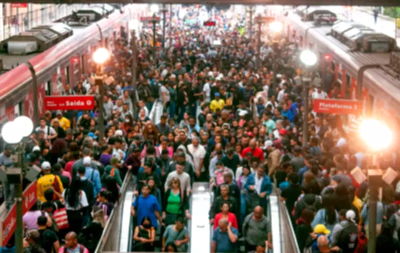 Pesquisa revela que 70% das mulheres em SP já sofreram assédio em espaços públicos