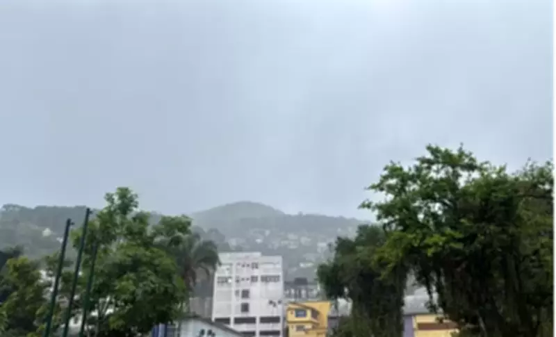 Petrópolis suspende aulas municipais devido a previsão de chuva forte na Região Serrana