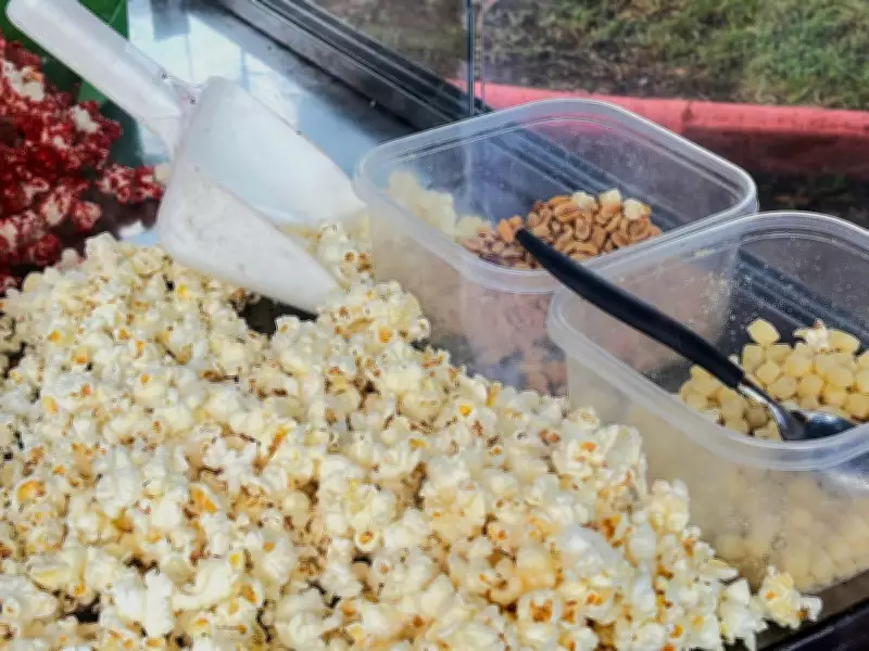 Pipoca Completa de Mogi das Cruzes: Tradição com Queijo, Amendoim e Bacon