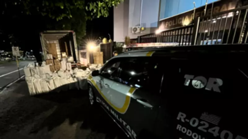 Polícia apreende carga ilegal de cigarros eletrônicos e medicamentos em rodovias de SP