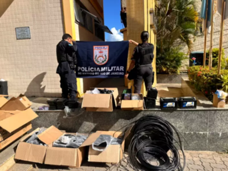 Polícia apreende equipamentos de internet em operação clandestina em Três Rios
