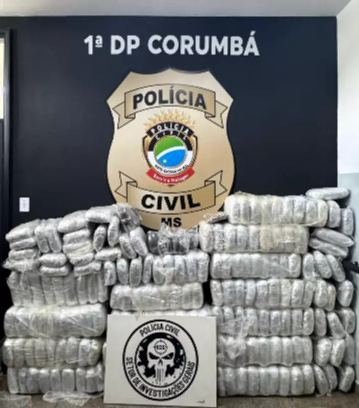 Polícia Civil apreende 210 quilos de skunk e outras drogas em casa usada como estoque em Corumbá