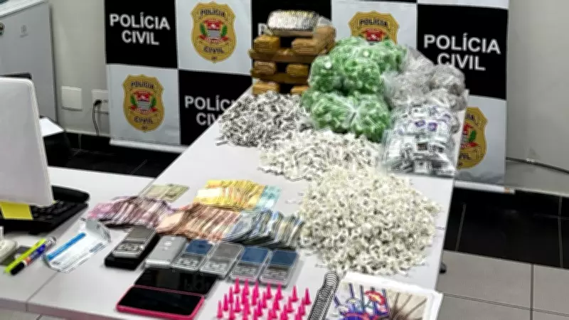 Polícia Civil apreende mais de 8 mil porções de drogas em Sorocaba; casal foge