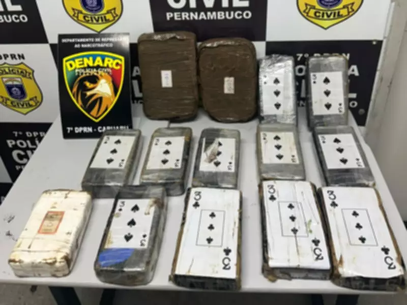 Polícia Civil de Pernambuco apreende 14 kg de drogas e prende duas mulheres na BR-232