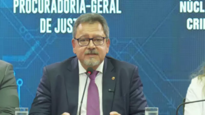 Polícia Civil desarticula esquema de venda de armas produzidas por impressoras 3D no Brasil