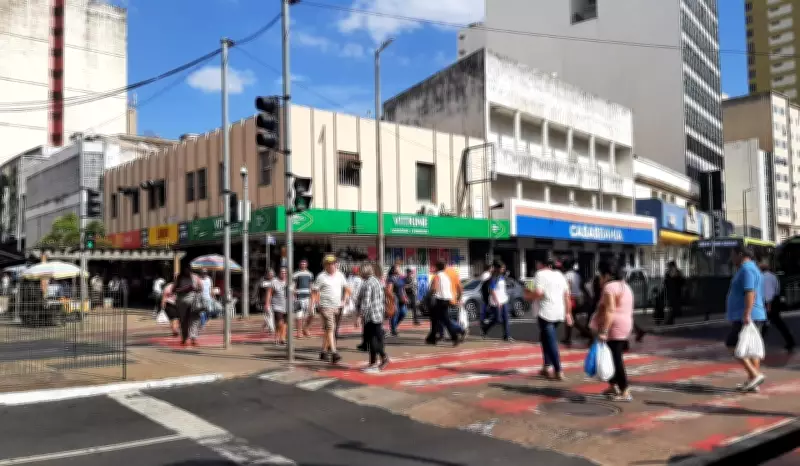 Policial militar é detido por tentar furtar escovas elétricas em loja de Uberaba