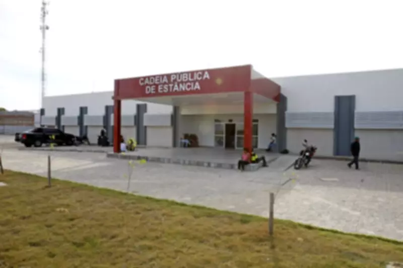 Preso por morte de delegado tenta matar companheira durante visita íntima em cadeia de SE