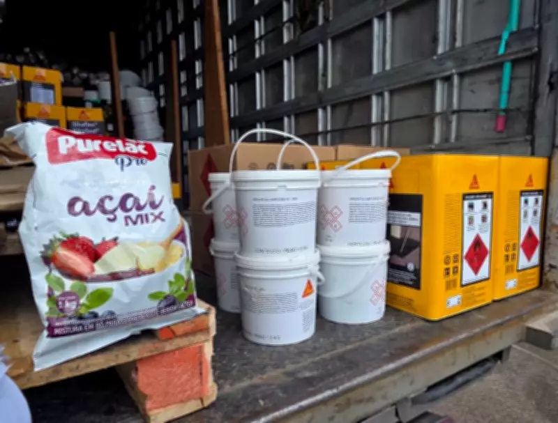 PRF flagra caminhão transportando pó lácteo junto a produtos perigosos em SC