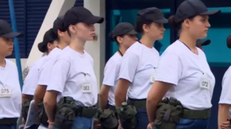 Primeira Turma Feminina Inicia Formação na Escola de Especialistas da Aeronáutica em Guaratinguetá