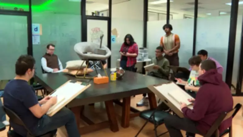 Programa nos EUA capacita artistas com autismo para atuar em produções de Hollywood