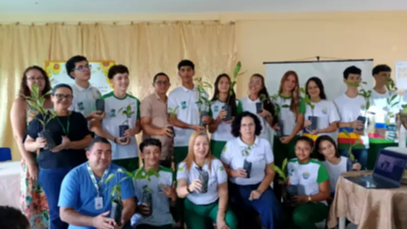 Projeto Proverde mobiliza 719 pessoas e planta 695 mudas frutíferas em escolas do Piauí