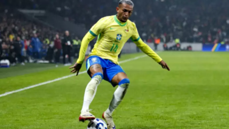 Raphinha e Wesley lesionados: Brasil perde dois titulares para jogo contra a Croácia