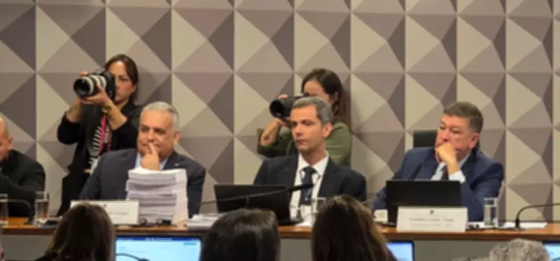 Relatório da CPMI do INSS com 4.400 páginas é lido após impasse no STF