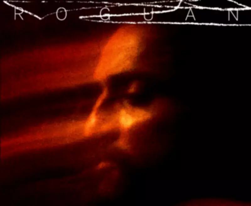 Roguan estreia na música com álbum homônimo após carreira no teatro e cinema