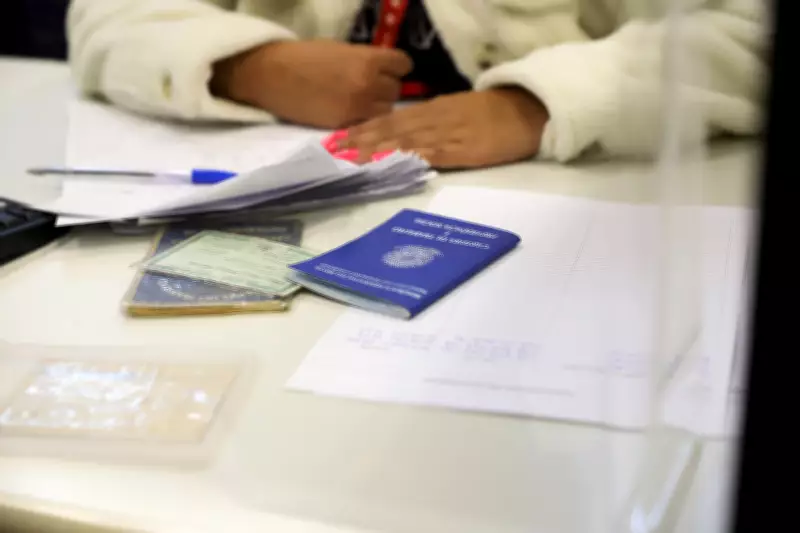 Salvador oferece 395 vagas de emprego exclusivas para mulheres em março