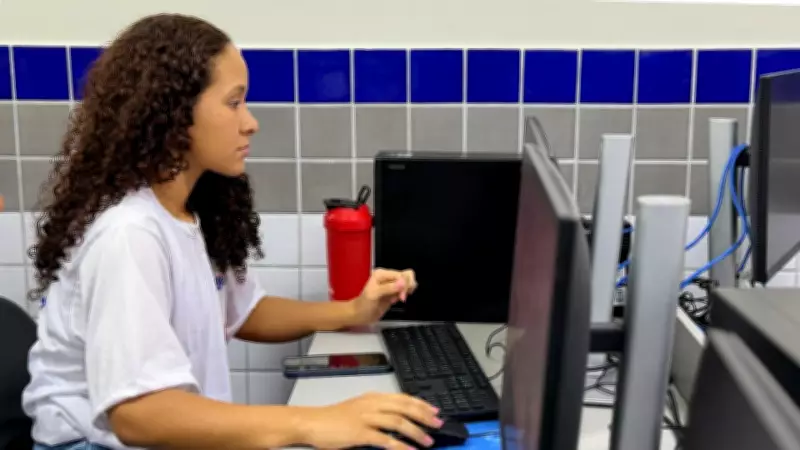 Senai oferece 60 vagas gratuitas em cursos de tecnologia para jovens no Amapá