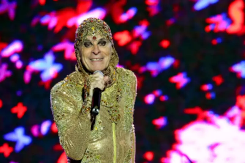 Show de Ney Matogrosso em Juiz de Fora é remarcado após morte da mãe do cantor