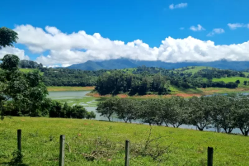 Sistema Cantareira registra pior nível em fim de verão em uma década, alertando para abastecimento
