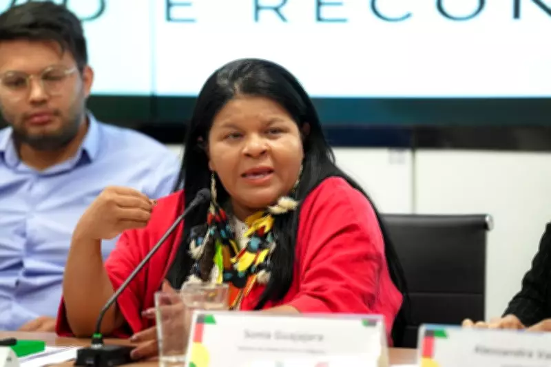 Sônia Guajajara deixa Ministério dos Povos Indígenas para disputar reeleição como deputada federal