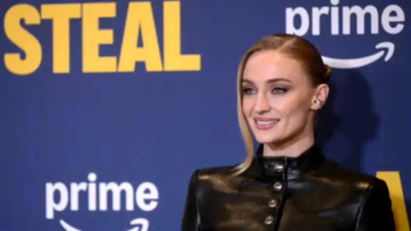 Sophie Turner, intérprete de Lara Croft, se lesiona nas filmagens de 'Tomb Raider'