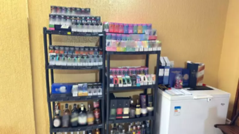 Suspeito preso por contrabando de cigarros eletrônicos e bebidas em Sorocaba