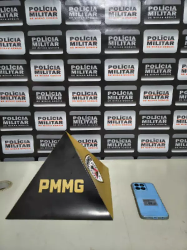 Suspeito preso por roubo alega que apenas 'recolheu' celular deixado no chão em Várzea da Palma