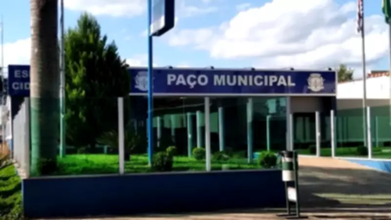 TCE-SP multa ex-prefeito de Buri por irregularidades em contrato de pavimentação de 2022