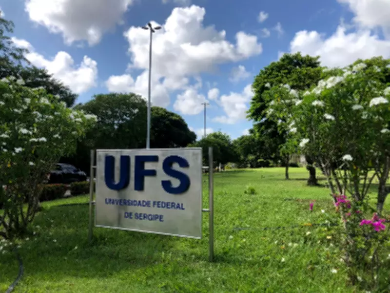 Técnicos da UFS iniciam greve por tempo indeterminado por reivindicações salariais