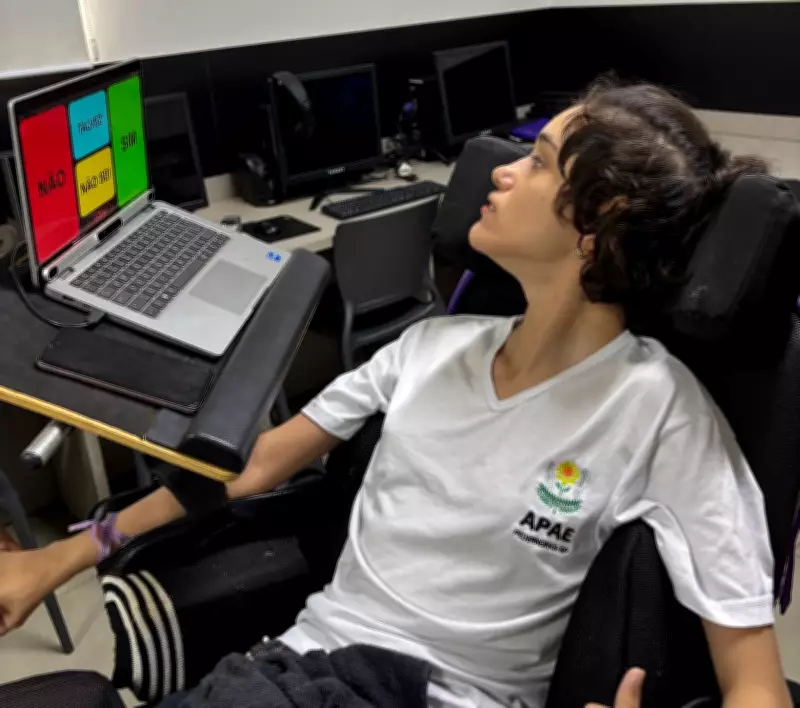 Tecnologia assistiva transforma vida de jovem com paralisia cerebral em Pederneiras