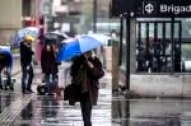 Temporais avançam e temperaturas caem em São Paulo: previsão para terça-feira, 10 de março