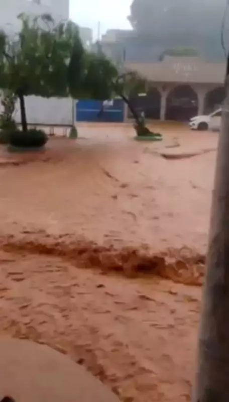 Temporal causa alagamentos e transbordamento do Rio Itabapoana no Noroeste Fluminense