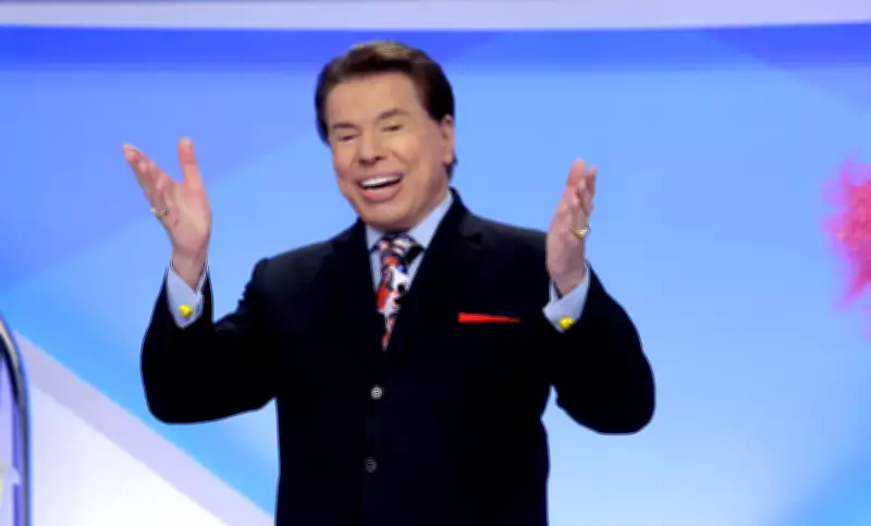 Terminal de Barcas da Praça XV é rebatizado em homenagem a Silvio Santos